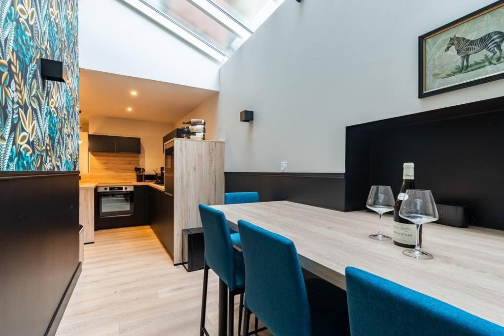 Le Loft Du Parvis : Spacieux, & Elegant. *